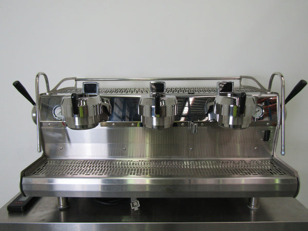 SYNESSO MVP Coffee Machine (2)