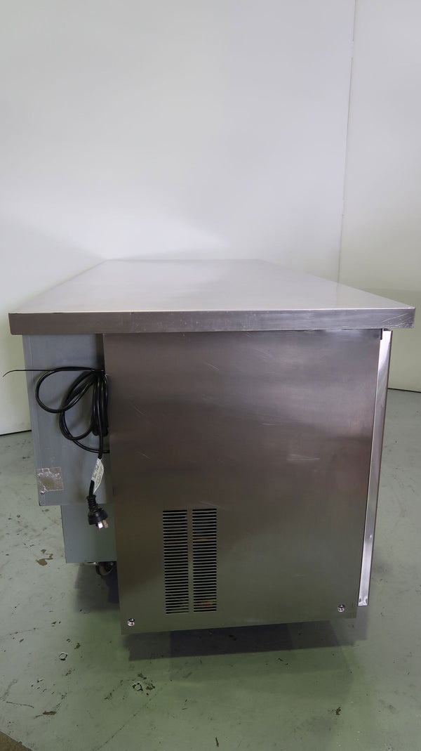 Hoshizaki FTC-167SDA-GN U/C Freezer (4)