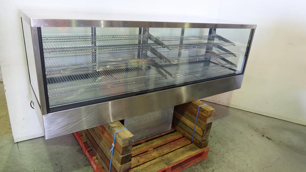 Festive DCI24 In Counter Cold Display (2)