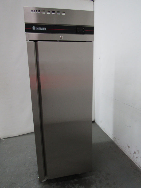 Inomak CAS170/GL/AUS Upright Freezer (2)