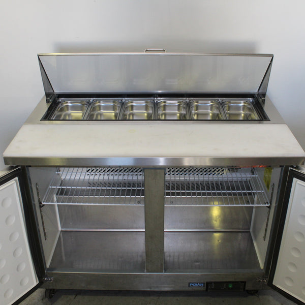 Polar GD882-A Sandwich Prep Bench (4)