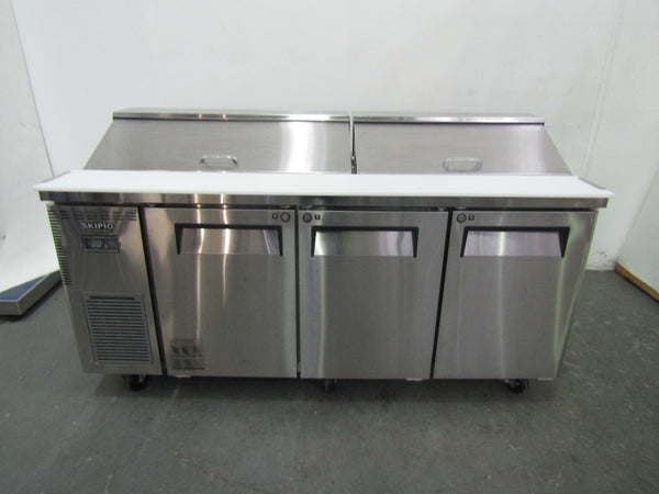 Skipio SHR18-3 Sandwich Prep Bench (1)