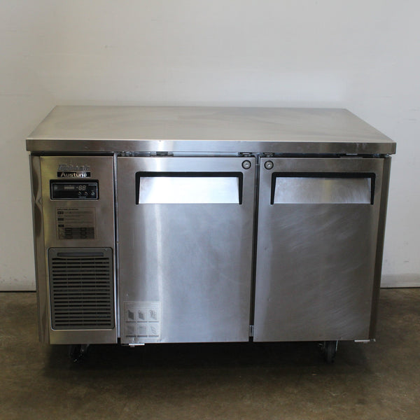 Turbo Air KUR12-2 Undercounter Fridge (3)