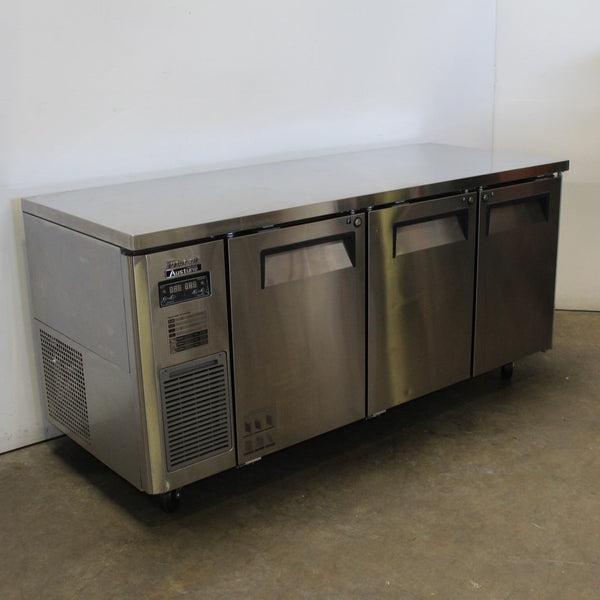 Turbo Air KURF18-3 3 Door Fridge/Freezer (2)
