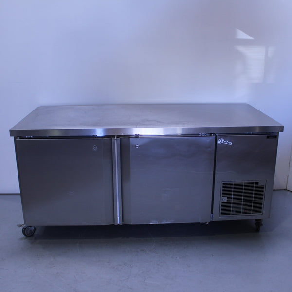 Saltas CUS1800 Undercounter Fridge (3)