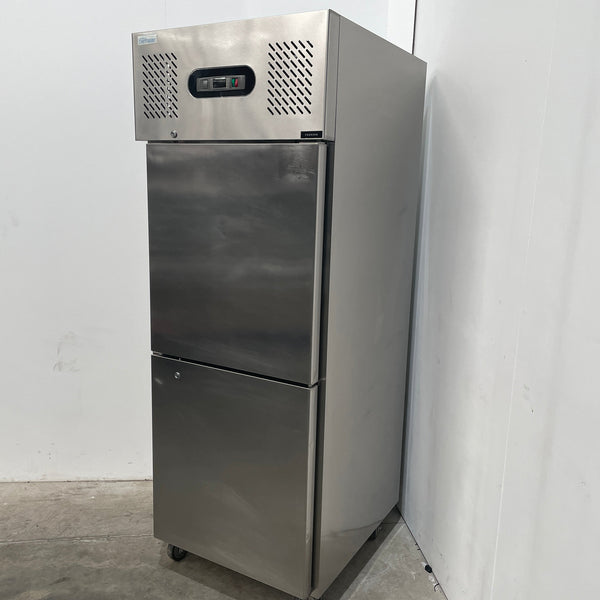 Thermaster SUF600 Upright Freezer (2)