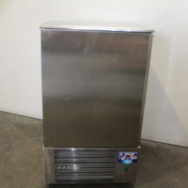 FED AT10ISO Blast Freezer/Chiller (3)