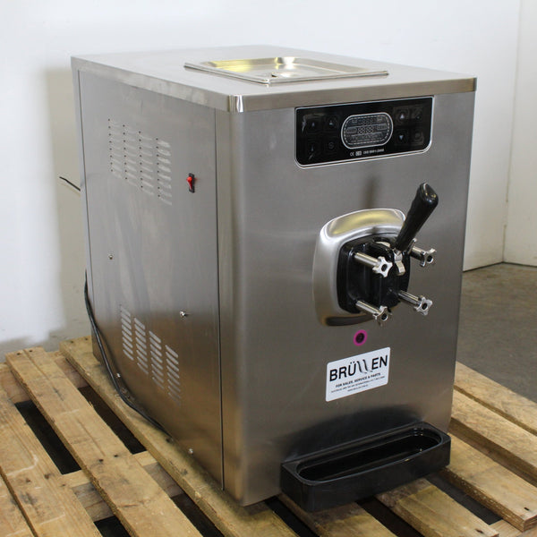 Brullen I18 Countertop Ice Cream Machine (2)