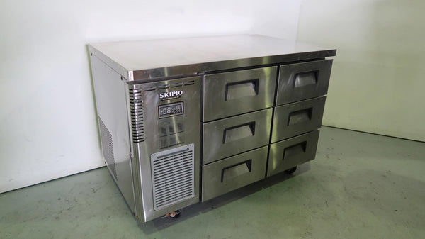 Skipio SUR12-3D-6 Undercounter Fridge (2)