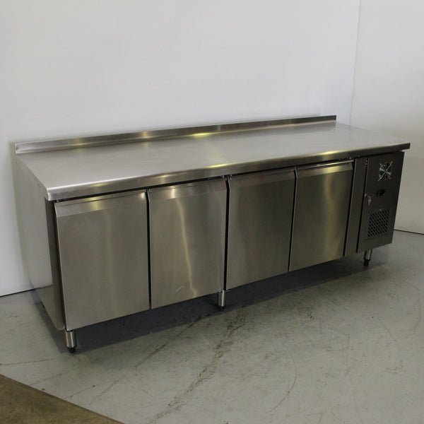 FED GN4200TN Bench Fridge (2)