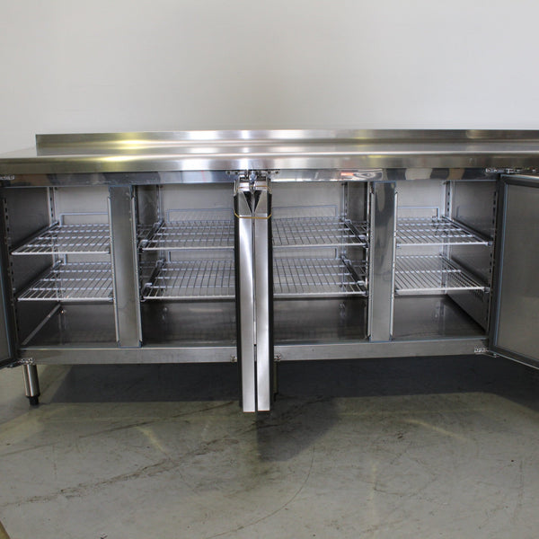 FED GN4200TN Bench Fridge (4)