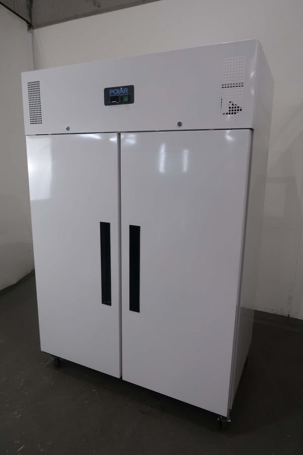 Polar DL897-A 2 Door Upright Freezer (2)