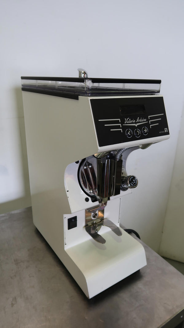 VICTORIA ARDUINO - MYTHOS 1 (2)