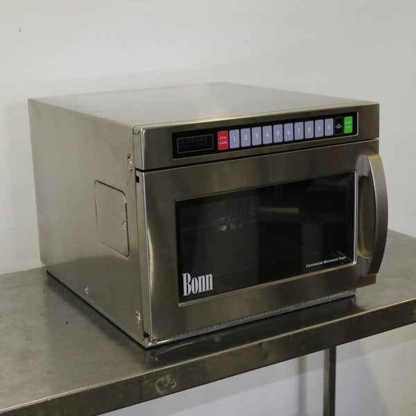 Bonn CM-1901T Microwave (2)