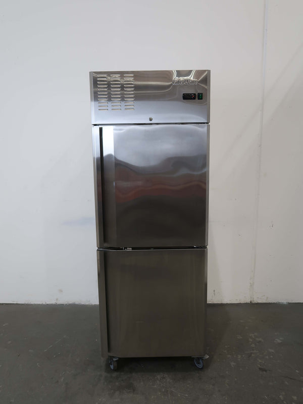 Caterware L700R2A Upright Fridge (2)