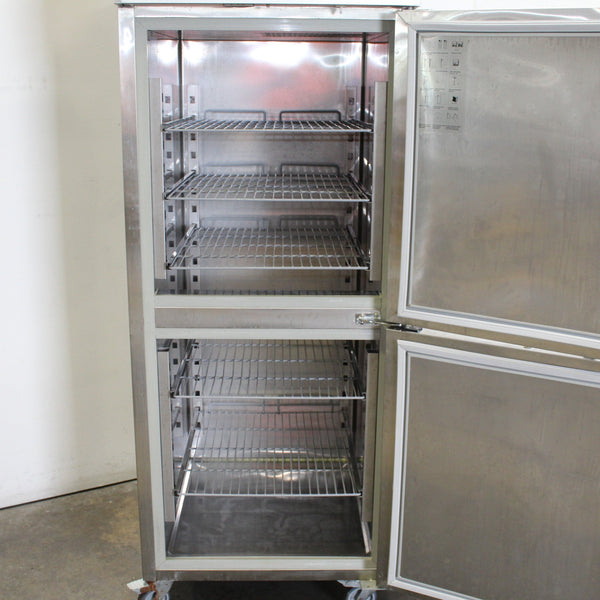Caterware L700R2A Upright Fridge (4)