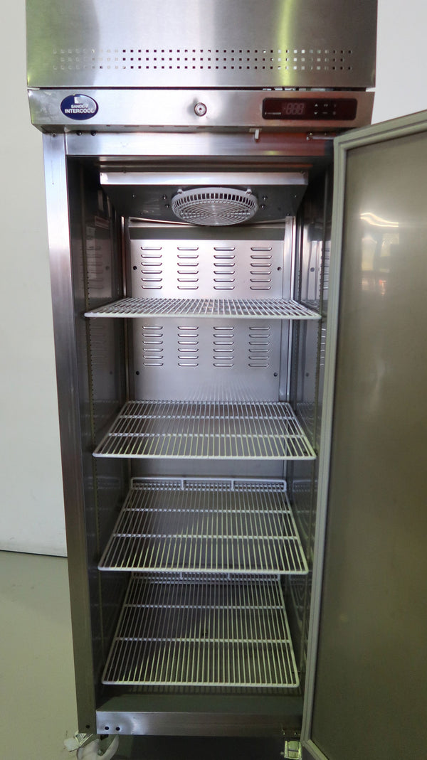 Sanden SPR-0687B Upright Fridge (5)