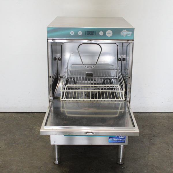 Eswood SMARTWASH 400 U/C Glasswasher (4)