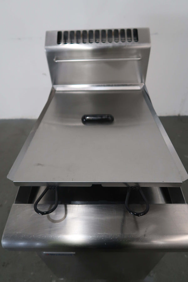 Waldorf FN8120G Single Pan Fryer (6)