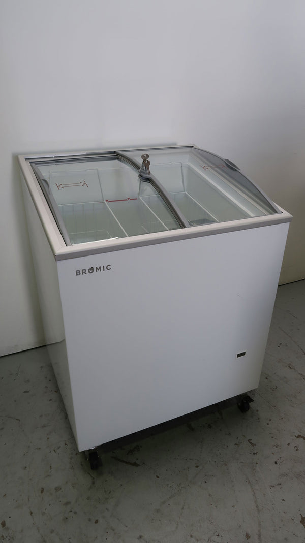 Bromic CF0200ATCG Chest Freezer (2)