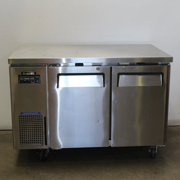 Turbo Air KUR12-2 Undercounter Fridge (3)