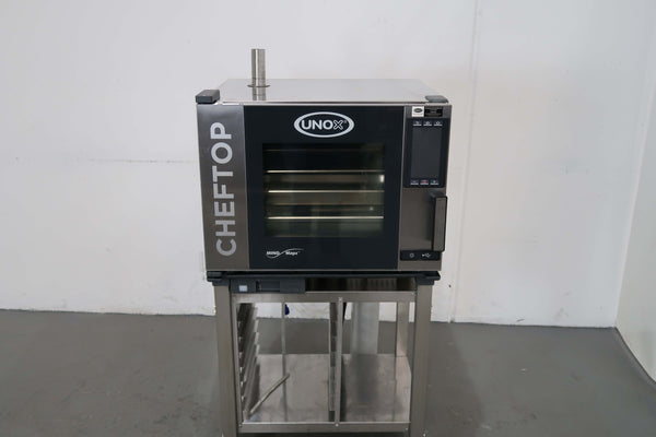 Unox XEVC-0511-EPR 5 Tray Combi Oven (2)