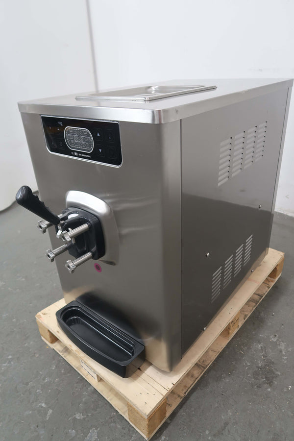 Brullen BRULLEN i18 Ice Cream Machine (2)