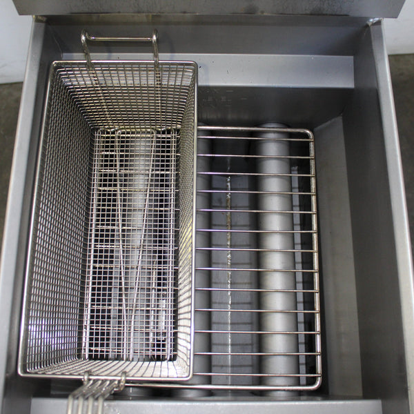 Pitco 35C+ Single Pan Fryer (4)