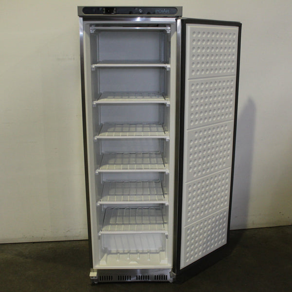 Polar CD083-A 1 Door Upright Freezer (4)