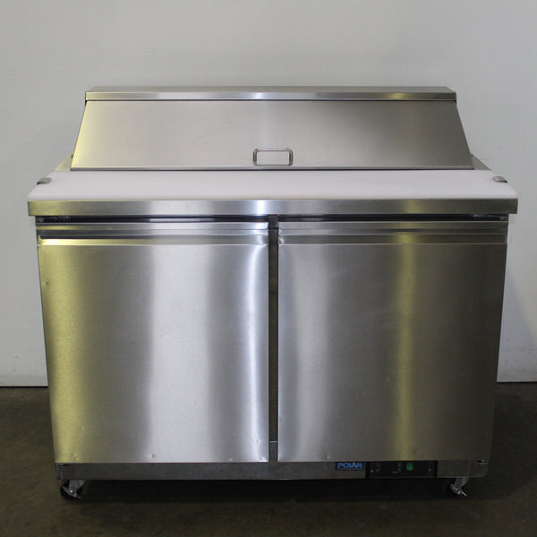 Polar GD882-A Sandwich Prep Bench (3)