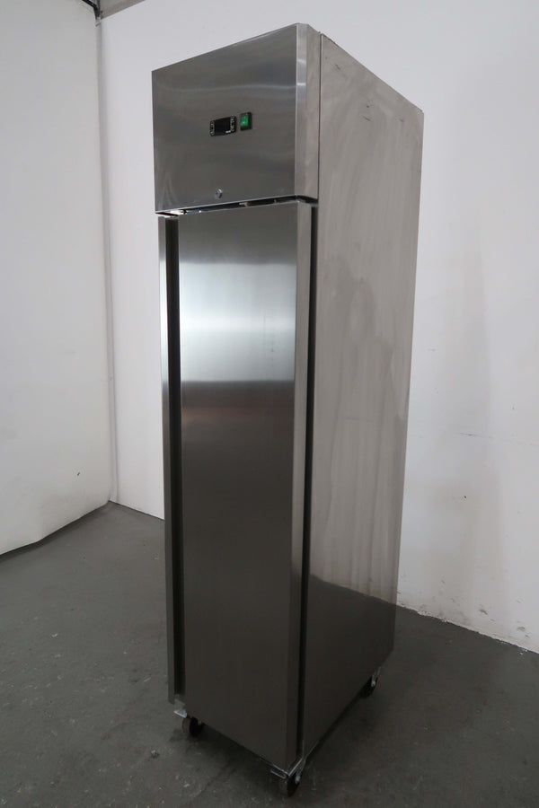 Shamrock AGN350TN Upright Fridge (2)