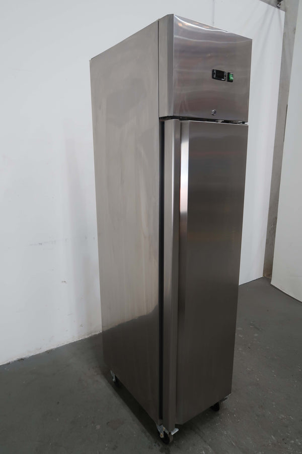 Shamrock AGN350TN Upright Fridge (4)