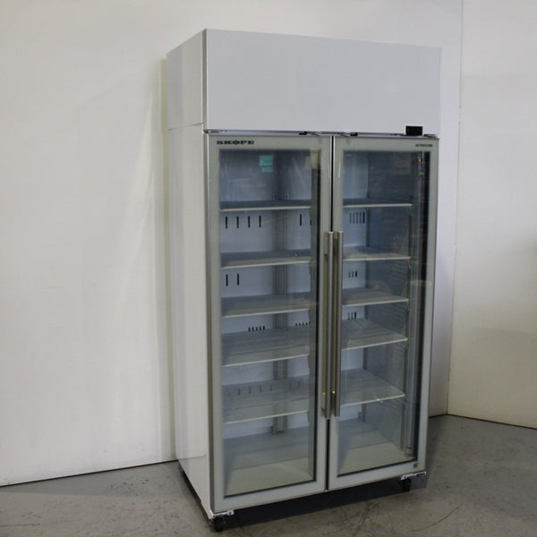 Skope TME1000-A:SM10GV Upright Fridge (2)