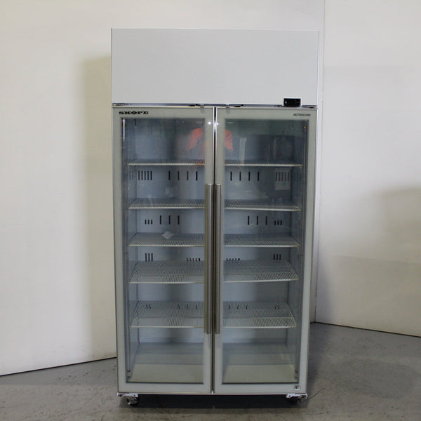 Skope TME1000-A:SM10GV Upright Fridge (3)