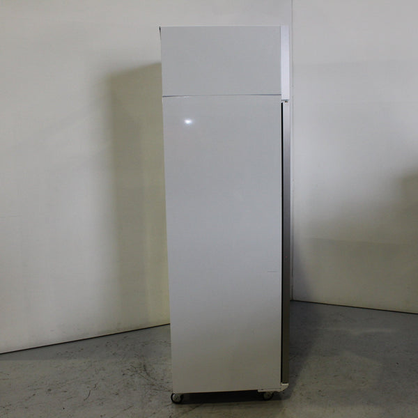 Skope TME1000-A:SM10GV Upright Fridge (4)
