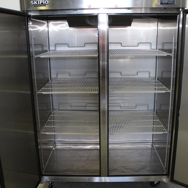Skipio SRT45-2 Upright Fridge (4)