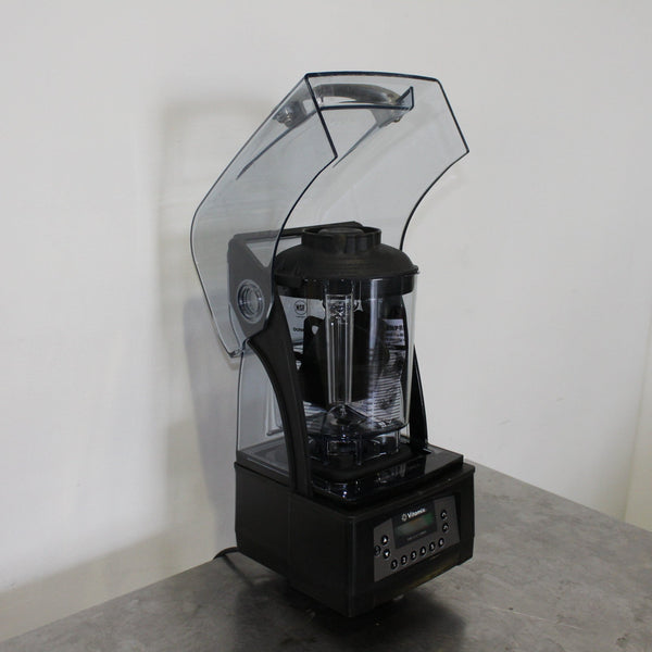 Vitamix The Quiet One In Counter Blender (4)