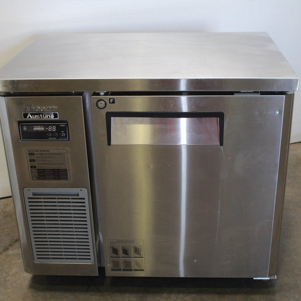 Austune KUF9-1 Undercounter Freezer (3)