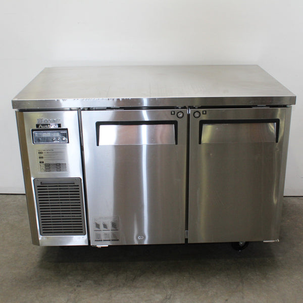 Turbo Air KUR12-2 Undercounter Fridge (3)