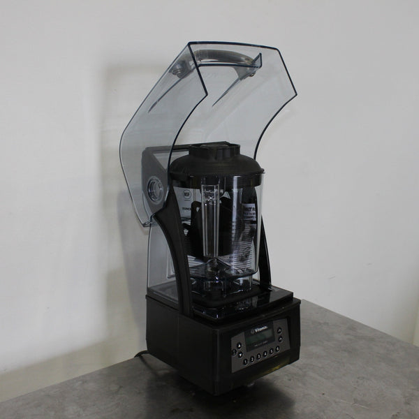 Vitamix The Quiet One In Counter Blender (4)