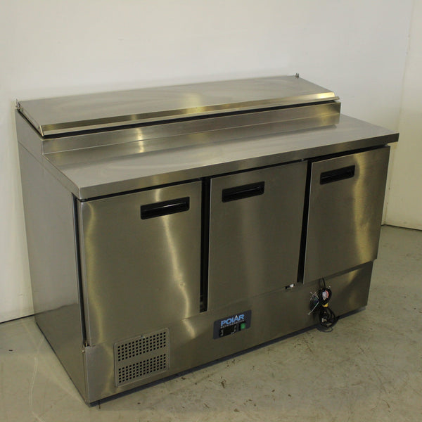 Polar G605-A Sandwich Prep Bench (2)