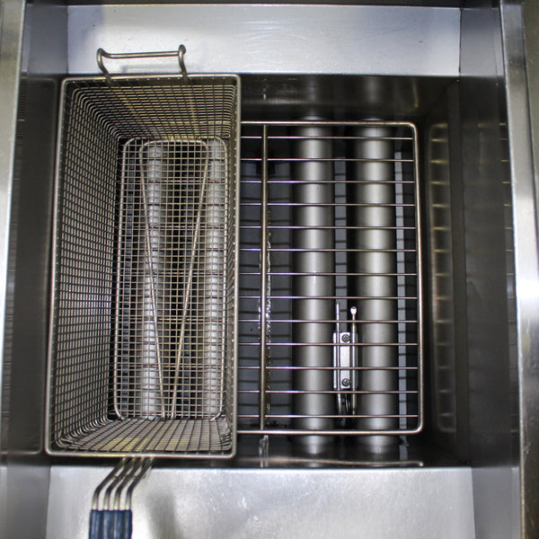 Pitco SG14RS-3FD Triple Pan Fryer (4)