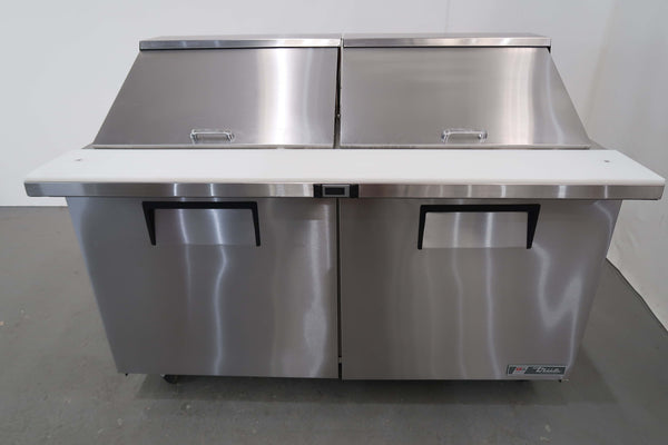 True TSSU-60-24M-B-ST Pizza Prep Bench (2)