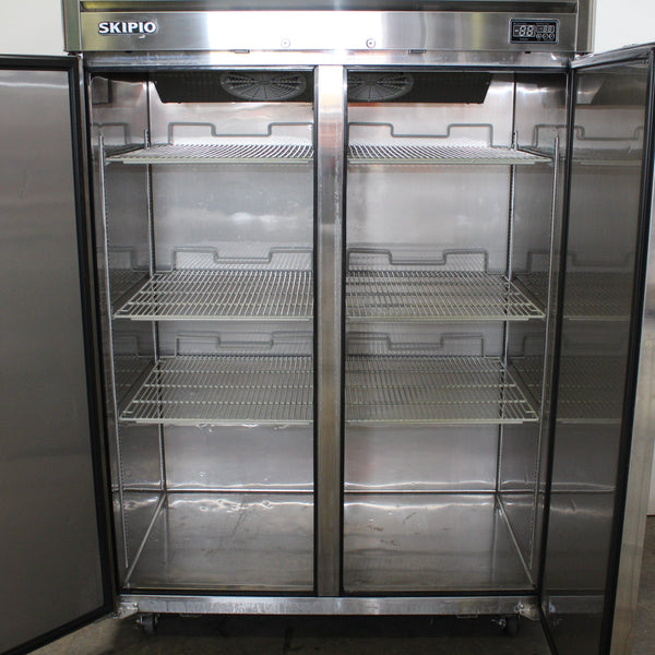 Skipio SFT45-2 2 Door Upright Freezer (4)