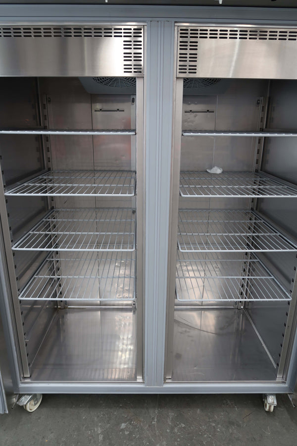 Inomak CES2144 Upright Fridge (5)