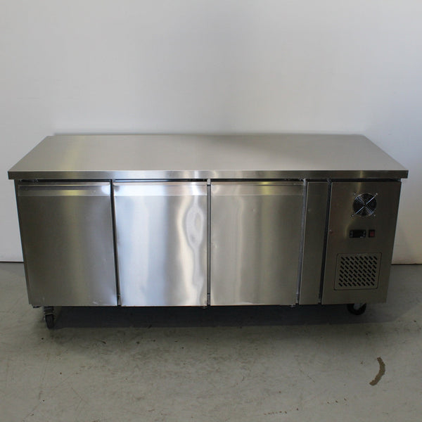 FED GN3100TN Undercounter Fridge (3)