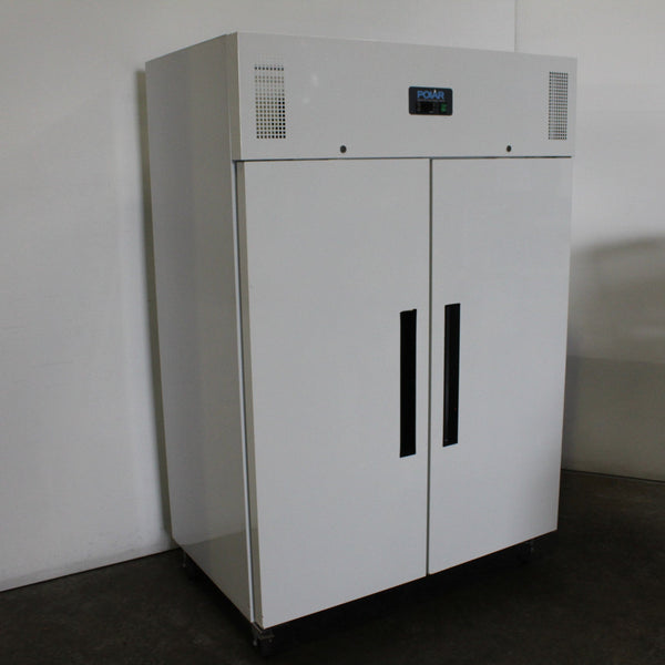 Polar DL897-A 2 Door Upright Freezer (2)