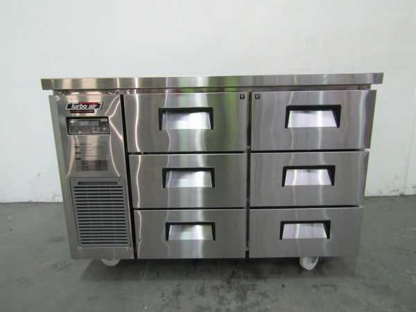 Turbo Air KUR12-3D-6 Undercounter Fridge (1)