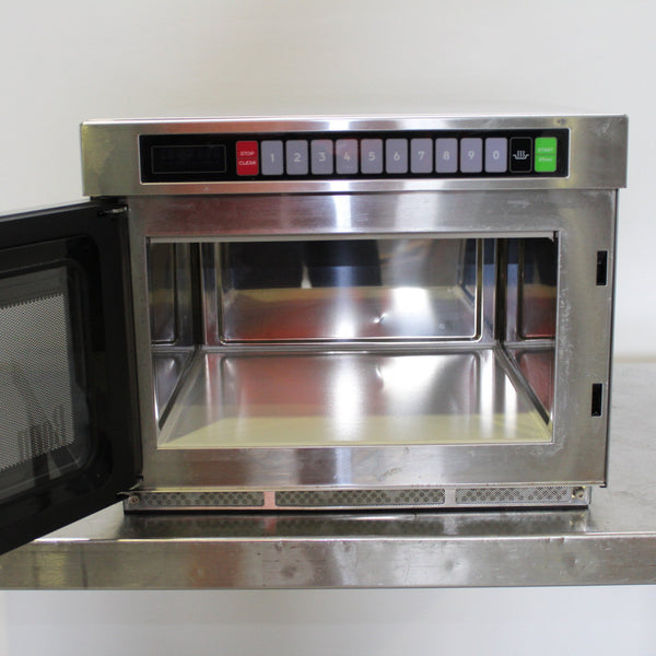 Bonn CM-1901T Microwave (4)