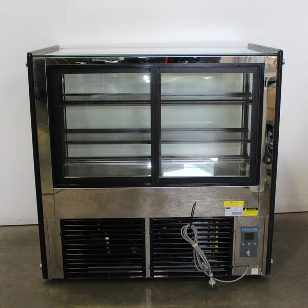 Polar GG217-A Refrigerated Display (4)